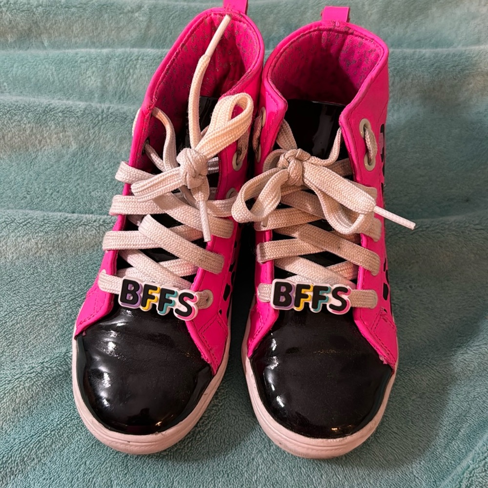 Girls LOL Dolls high top sneakers